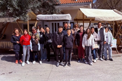 Uspješno održan sajam školskih zadruga!