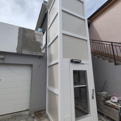 Lift Za Karmen 1